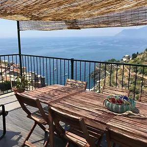 Pensión La Terrazza Di Peun